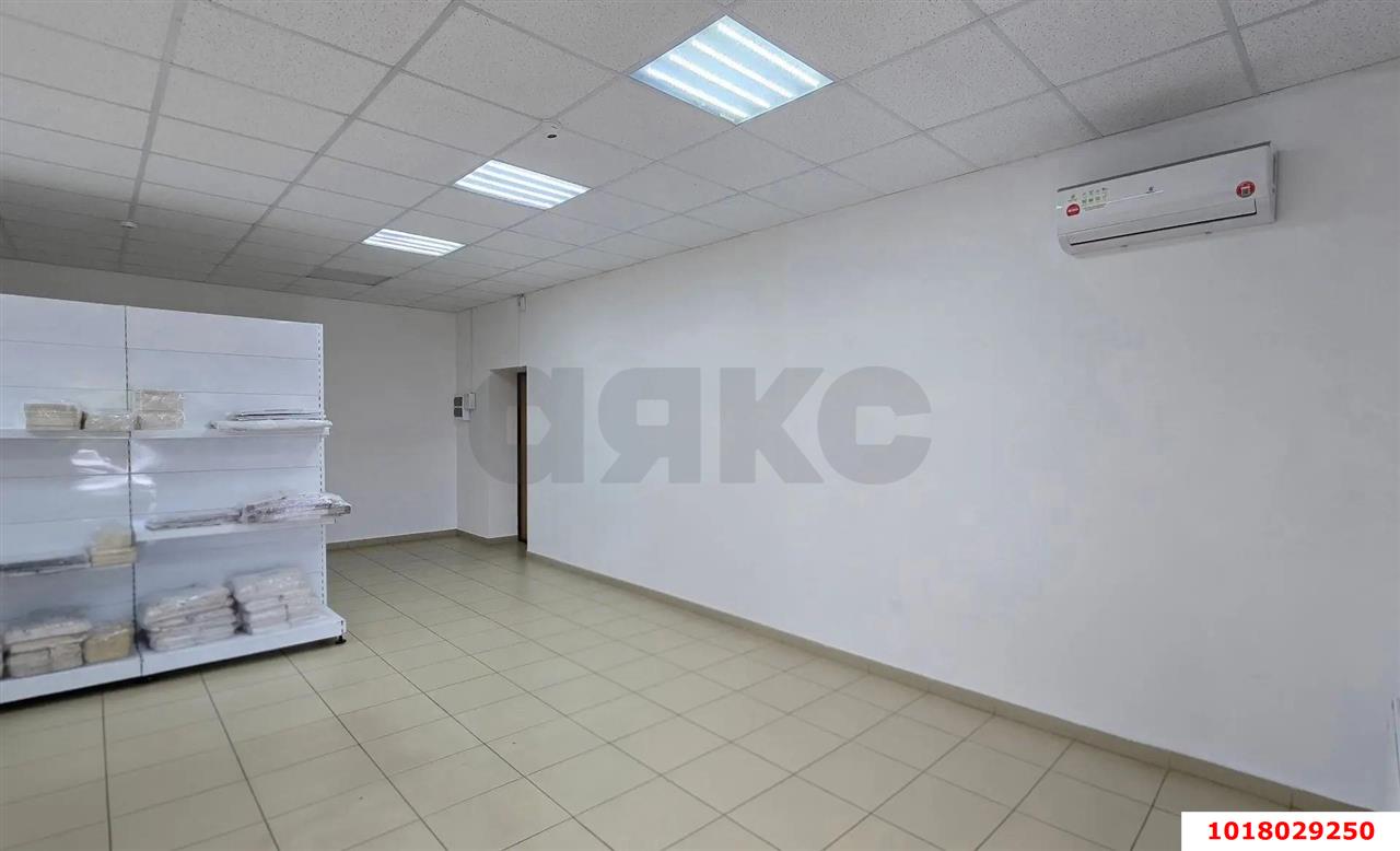 Фото №7: Торговое помещение 53&nbsp;м², 1/1&nbsp;эт. - Новомышастовская, ул. Октябрьская, 94А/1