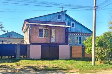 Фото №1: Дом 215&nbsp;м² + 11&nbsp;сот., 2&nbsp;эт. - Энем, ул. Фрунзе, 28
