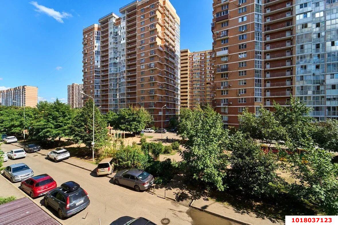 Фото №16: 1-комнатная квартира 46&nbsp;м², 2/16&nbsp;эт. - Краснодар, Прикубанский внутригородской округ, 9-й километр, мкр. Военный городок № 106, ул. имени Дзержинского, 54/12