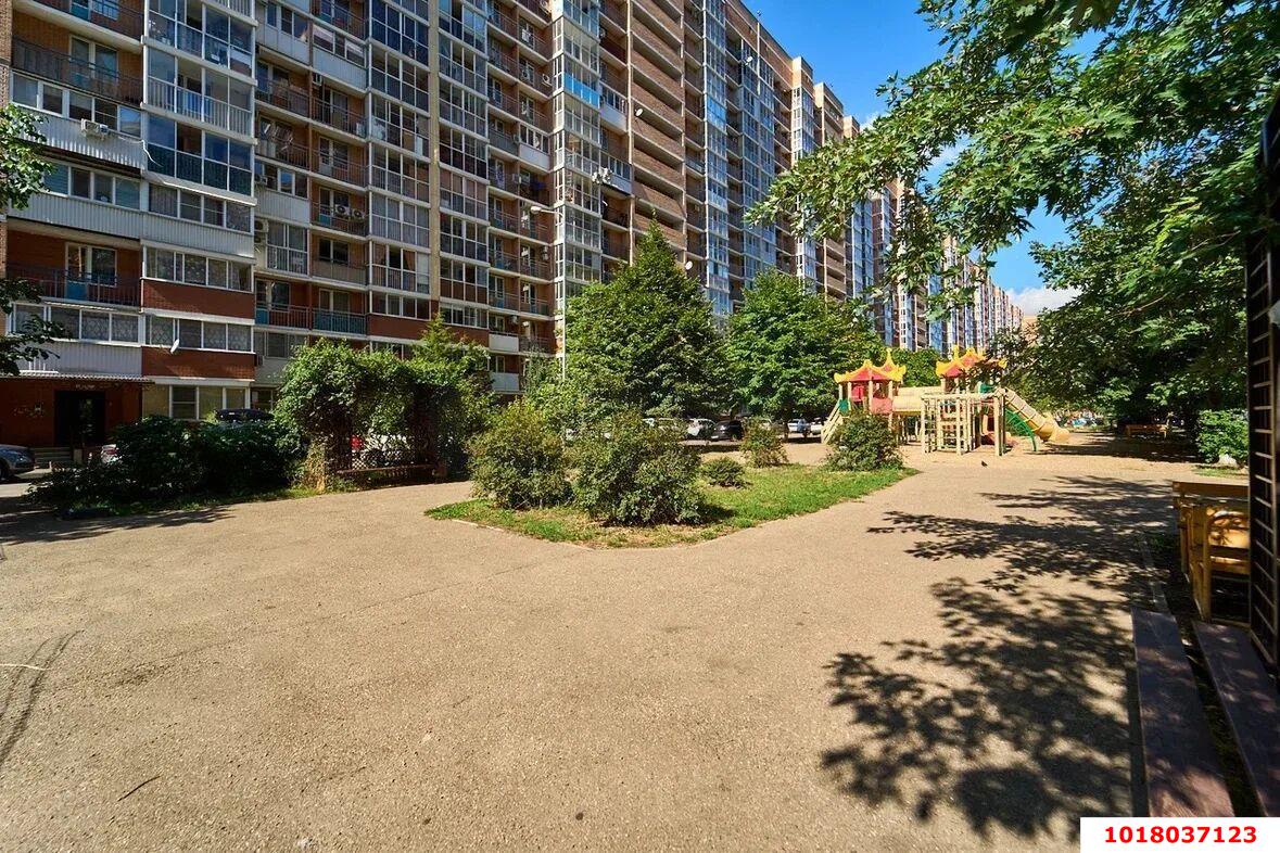 Фото №15: 1-комнатная квартира 46&nbsp;м², 2/16&nbsp;эт. - Краснодар, Прикубанский внутригородской округ, 9-й километр, мкр. Военный городок № 106, ул. имени Дзержинского, 54/12