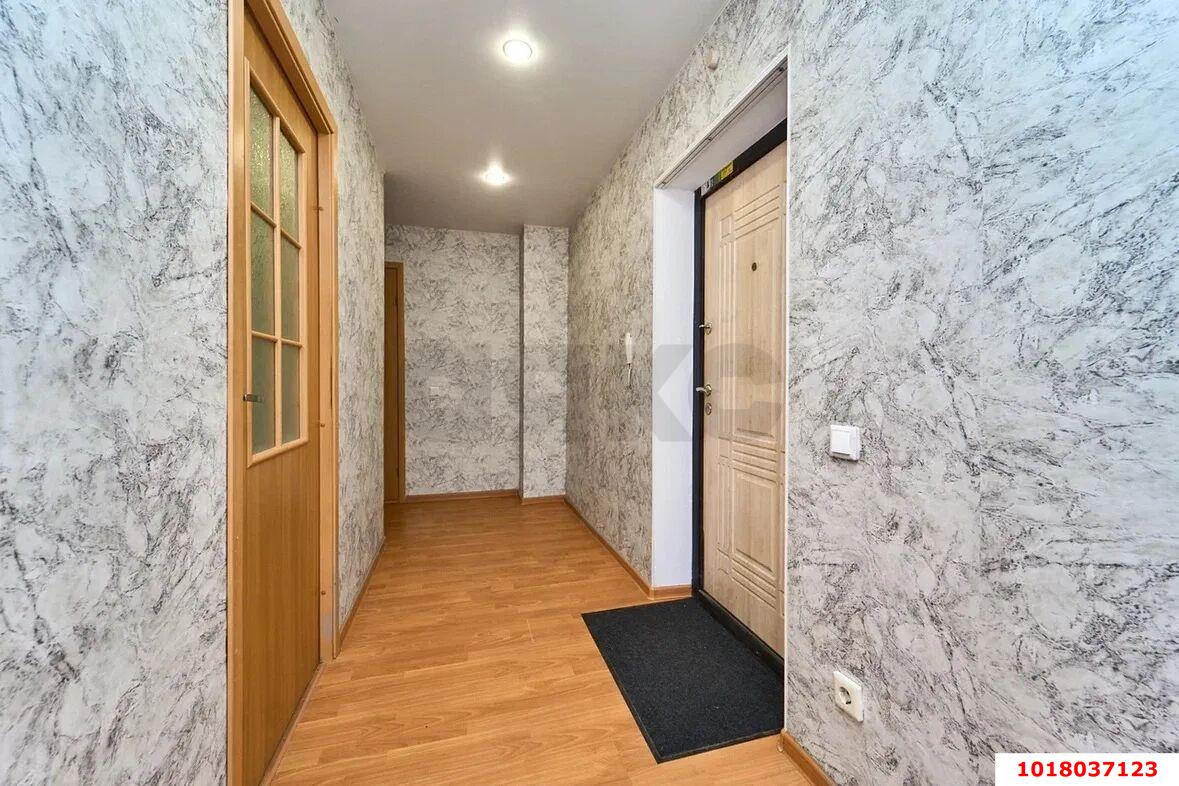 Фото №8: 1-комнатная квартира 46&nbsp;м², 2/16&nbsp;эт. - Краснодар, Прикубанский внутригородской округ, 9-й километр, мкр. Военный городок № 106, ул. имени Дзержинского, 54/12