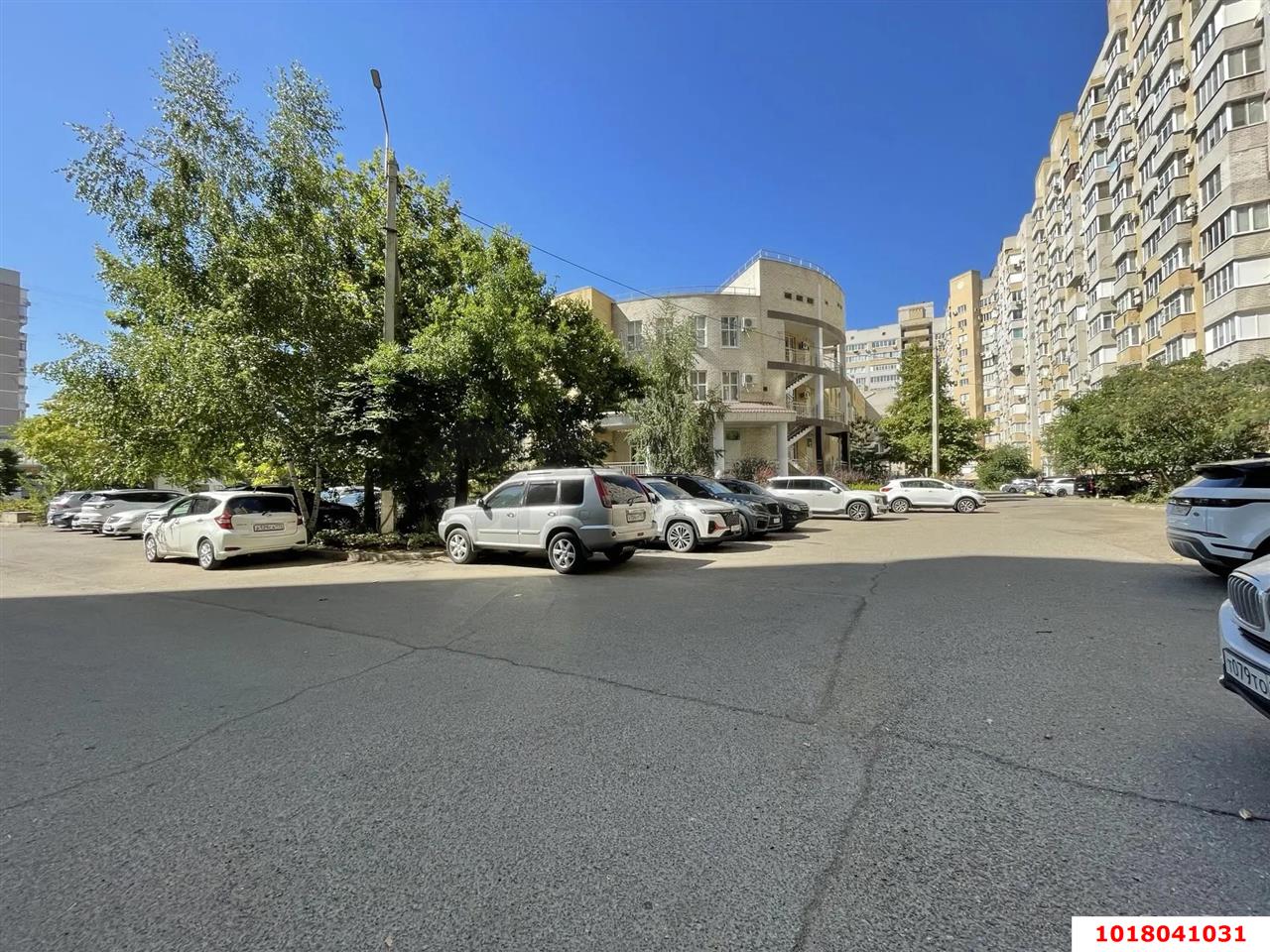Фото №8: Торговое помещение 50&nbsp;м², 1/12&nbsp;эт. - Краснодар, Западный внутригородской округ, мкр. Юбилейный, ул. Бульварное Кольцо, 7