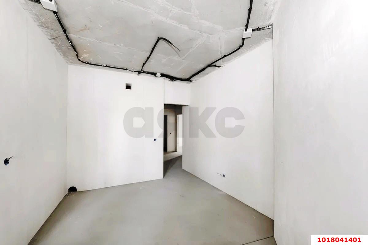 Фото №12: 3-комнатная квартира 109&nbsp;м², 3/12&nbsp;эт. - Краснодар, Прикубанский внутригородской округ, мкр. 2-я Площадка, ул. Ветеранов, 85