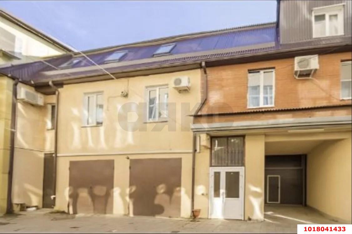 Фото №10: 4-комнатная квартира 275&nbsp;м², 2/3&nbsp;эт. - Краснодар, мкр. Западный внутригородской округ, ул. Гагарина, 248