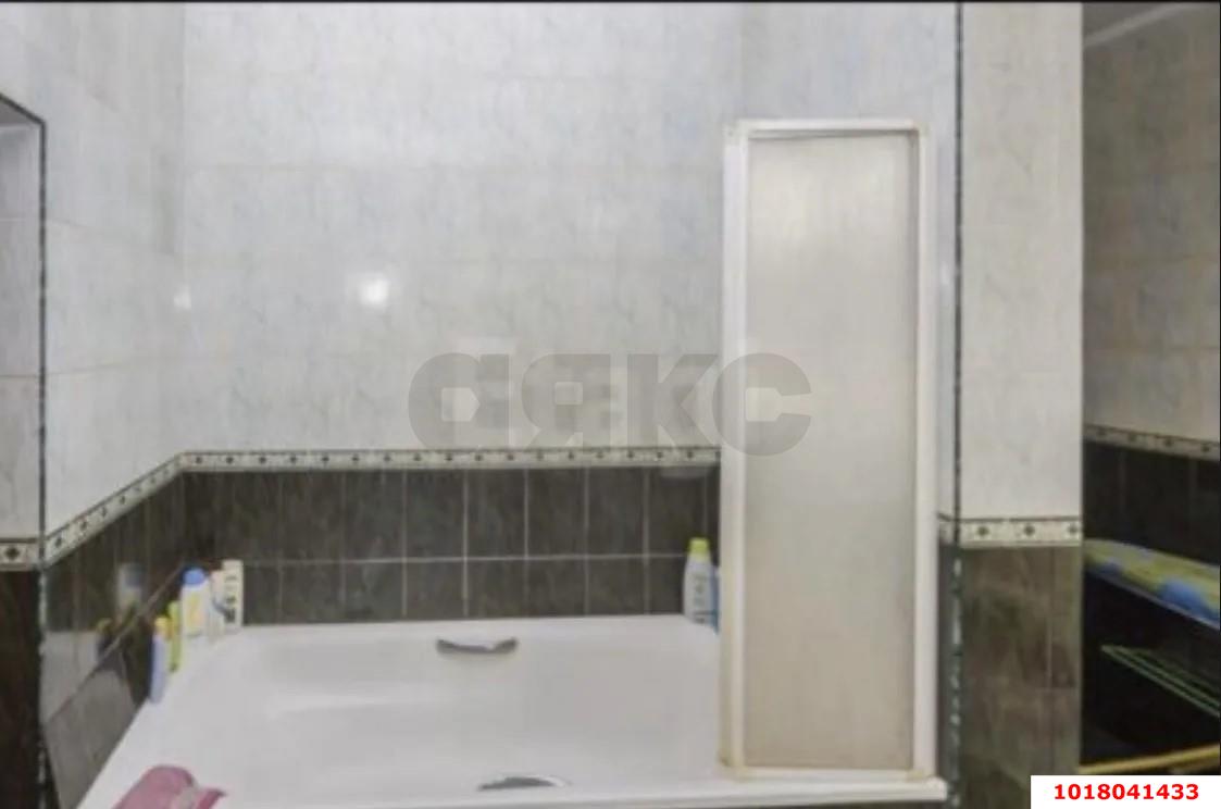 Фото №9: 4-комнатная квартира 275&nbsp;м², 2/3&nbsp;эт. - Краснодар, мкр. Западный внутригородской округ, ул. Гагарина, 248