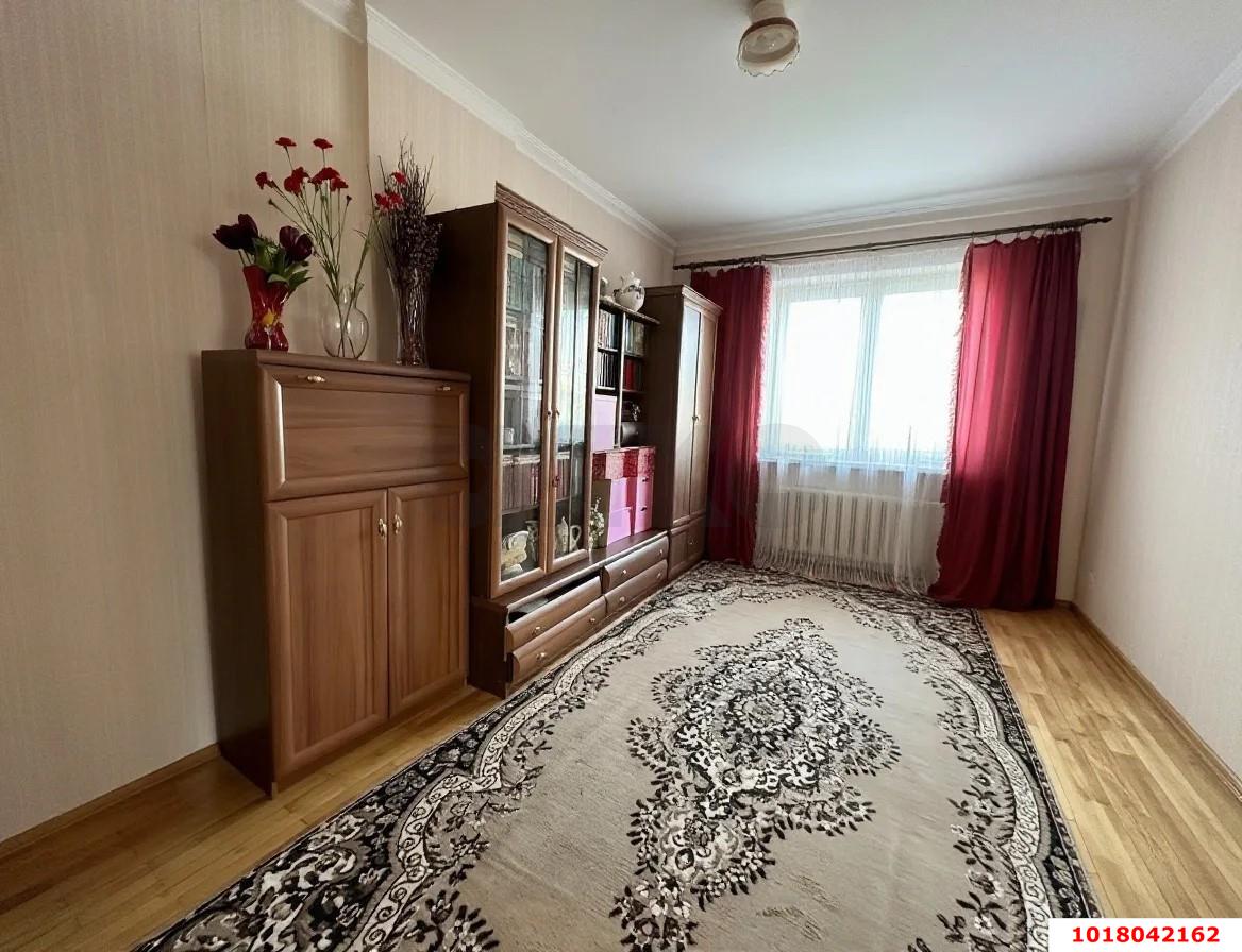 Фото №10: Дом 182&nbsp;м² + 4&nbsp;сот., 3&nbsp;эт. - Краснодар, Прикубанский внутригородской округ, мкр. Школьный, пер. Весёлый, 35