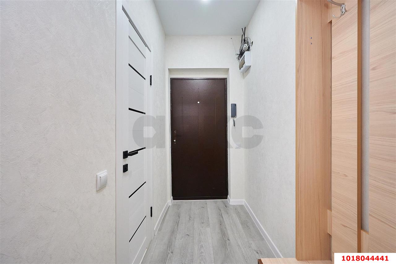 Фото №4: Студия 20&nbsp;м², 14/20&nbsp;эт. - Краснодар, Прикубанский внутригородской округ, Калинино, Завод Радиоизмерительных Приборов, мкр. ЖК Акварели-2, ул. Тепличная, 62/1к3