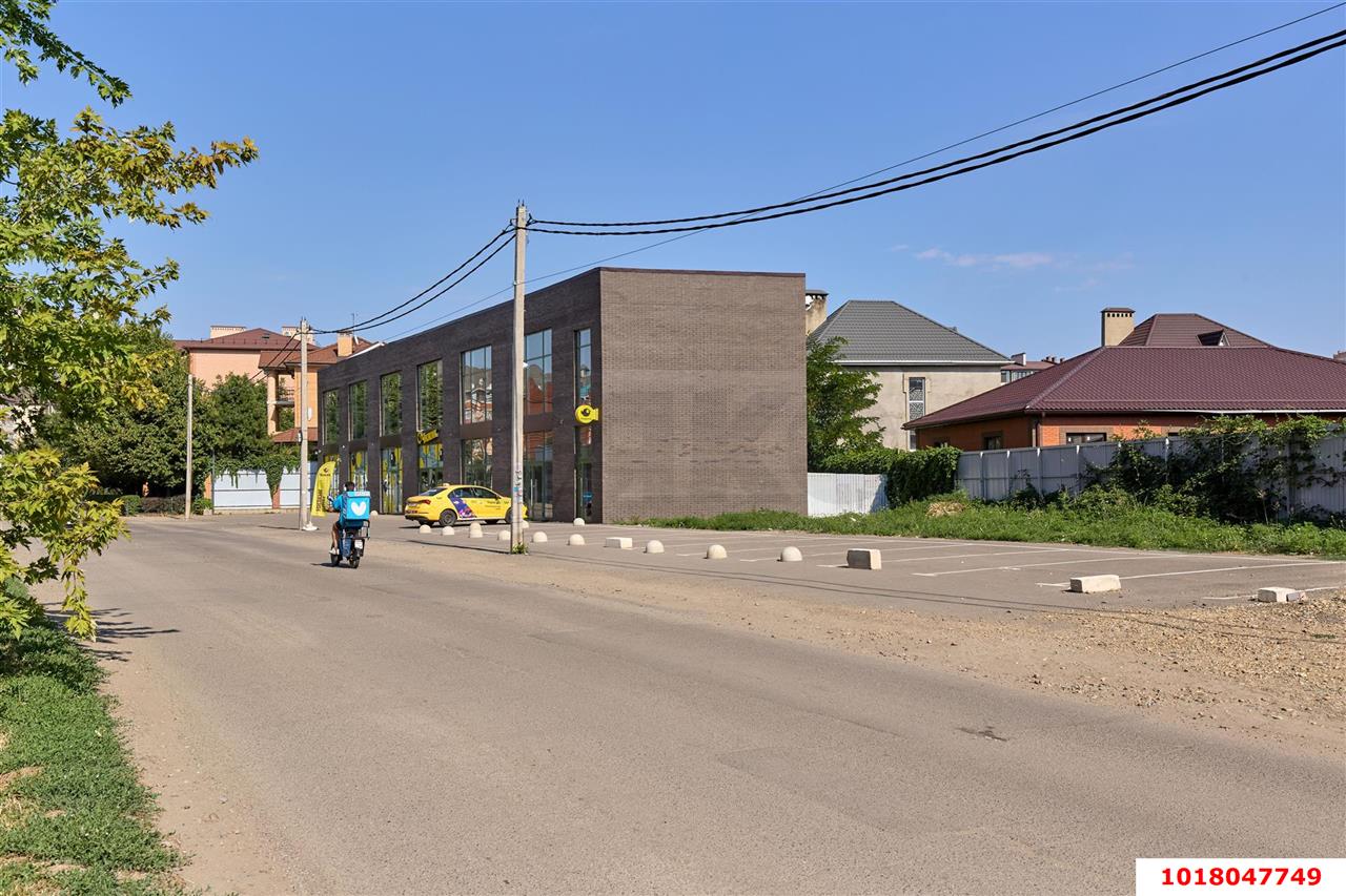 Фото №3: Отдельное здание 1017&nbsp;м², 2&nbsp;эт. - Краснодар, Прикубанский внутригородской округ, мкр. Музыкальный, ул. Гомельская, 2