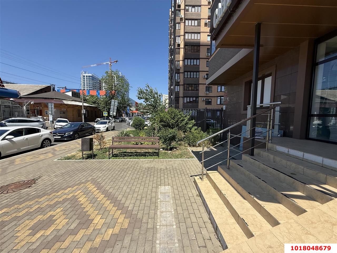 Фото №4: Торговое помещение 228&nbsp;м², 1/19&nbsp;эт. - Краснодар, Западный внутригородской округ, ЖК Центральный, мкр. Центральный, ул. Будённого, 129
