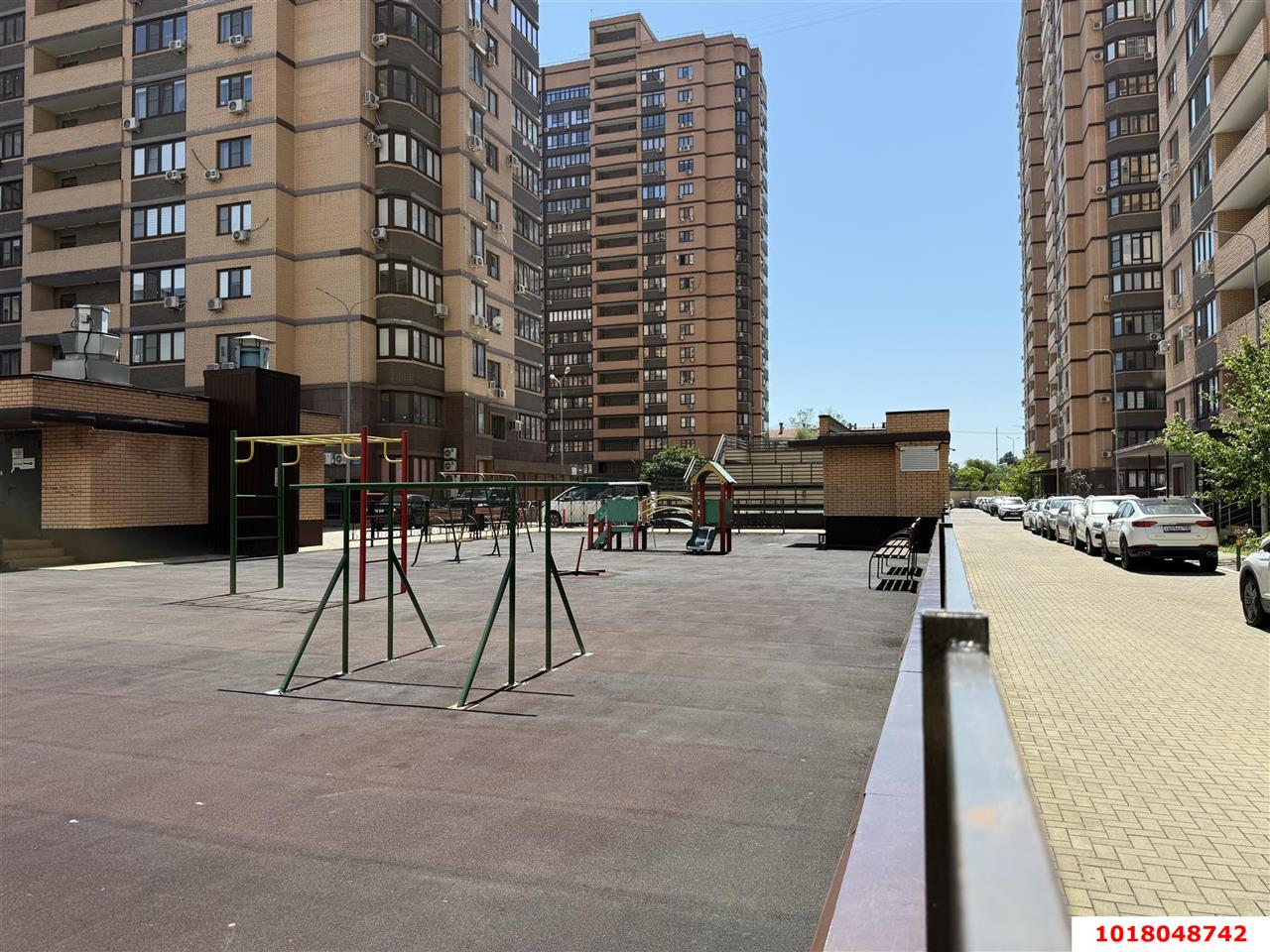Фото №6: Торговое помещение 222&nbsp;м², 1/19&nbsp;эт. - Краснодар, Западный внутригородской округ, ЖК Центральный, мкр. Центральный, ул. Будённого, 129