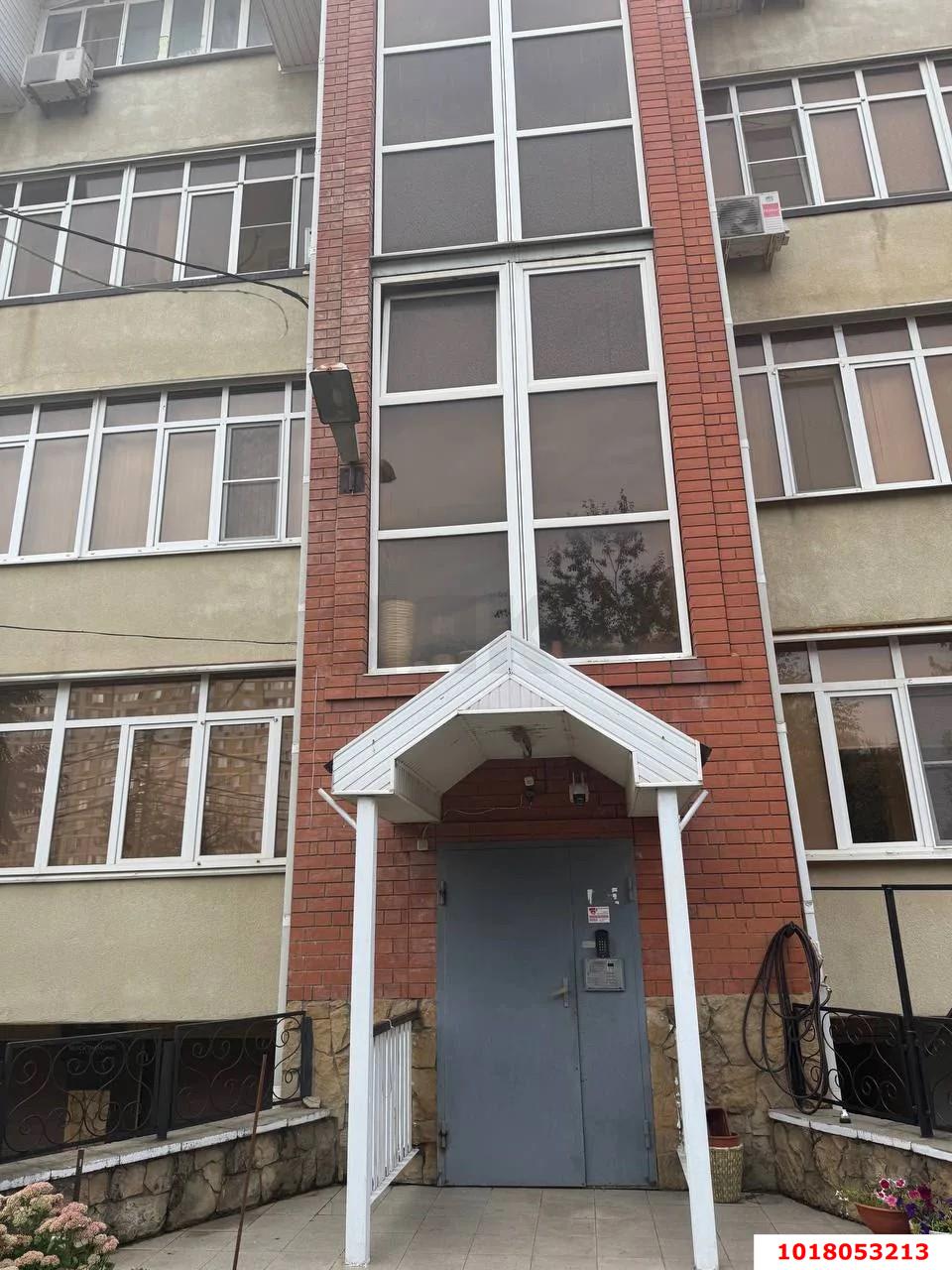 Фото №9: 2-комнатная квартира 85&nbsp;м², 4/4&nbsp;эт. - Краснодар, Центральный внутригородской округ, мкр. Черёмушки, ул. Старокубанская, 15