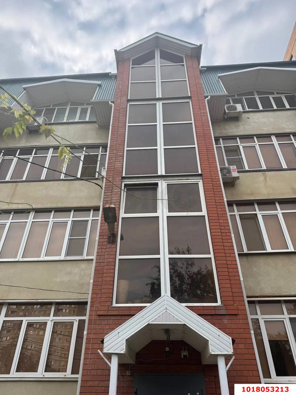 Фото №10: 2-комнатная квартира 85&nbsp;м², 4/4&nbsp;эт. - Краснодар, Центральный внутригородской округ, мкр. Черёмушки, ул. Старокубанская, 15