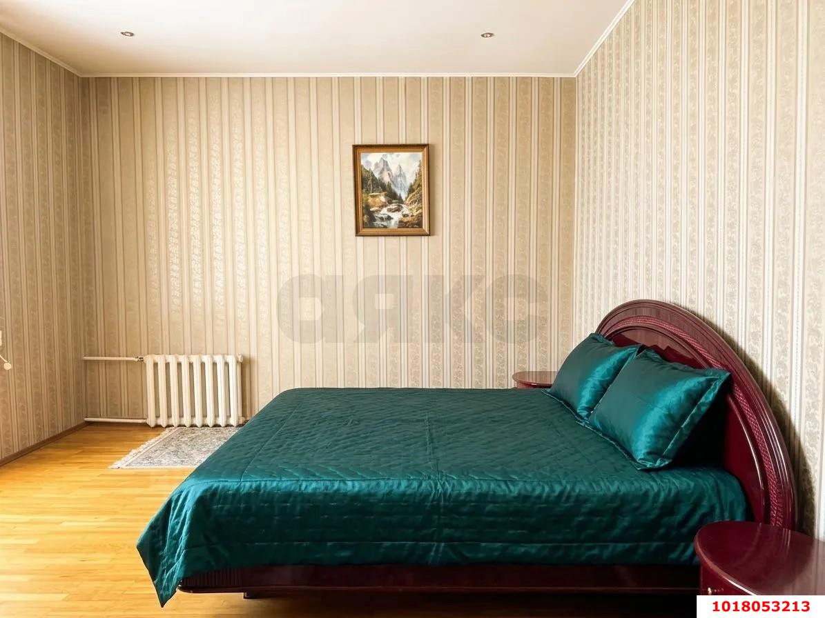 Фото №5: 2-комнатная квартира 85&nbsp;м², 4/4&nbsp;эт. - Краснодар, Центральный внутригородской округ, мкр. Черёмушки, ул. Старокубанская, 15