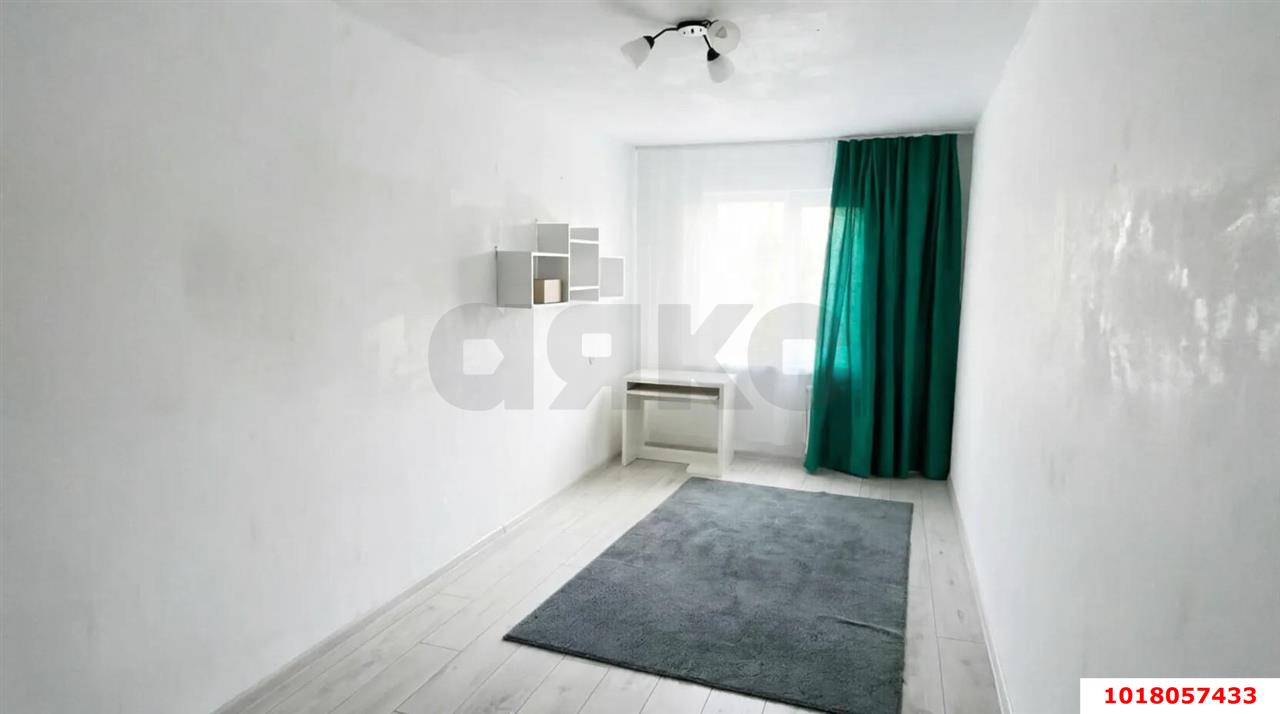 Фото №3: 2-комнатная квартира 45&nbsp;м², 4/5&nbsp;эт. - Краснодар, Прикубанский внутригородской округ, мкр. Фестивальный, ул. Атарбекова, 19