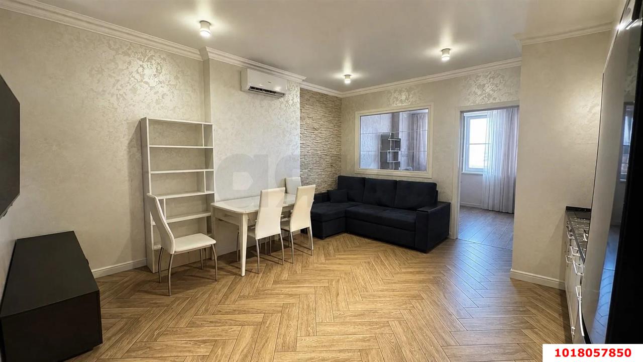 Фото №3: 2-комнатная квартира 42&nbsp;м², 5/17&nbsp;эт. - Краснодар, Прикубанский внутригородской округ, 2-я Площадка, мкр. жилой комплекс Кремлёвские Ворота, ул. Кореновская, 2к1