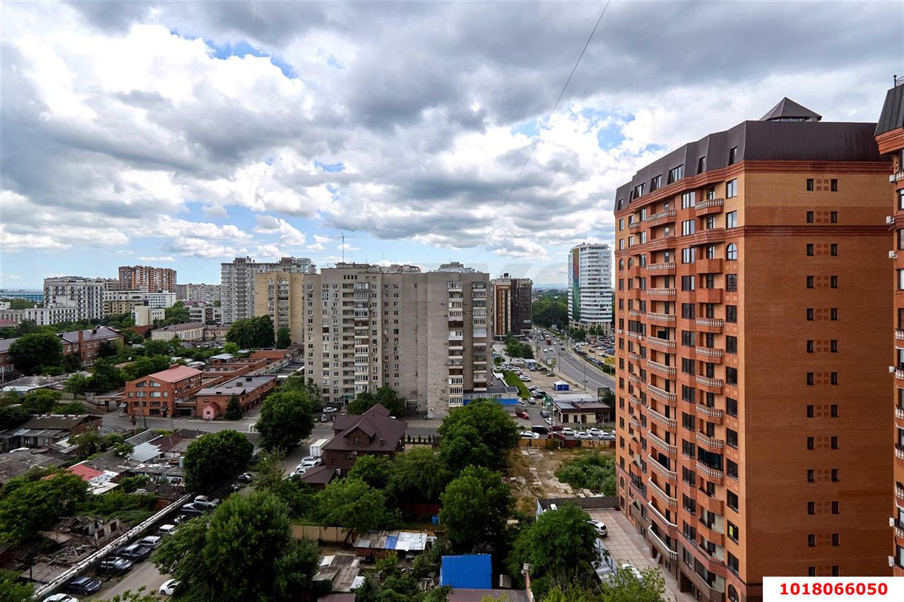 Фото №8: 3-комнатная квартира 167&nbsp;м², 12/16&nbsp;эт. - Краснодар, Западный внутригородской округ, мкр. Центральный, ул. Комсомольская, 8