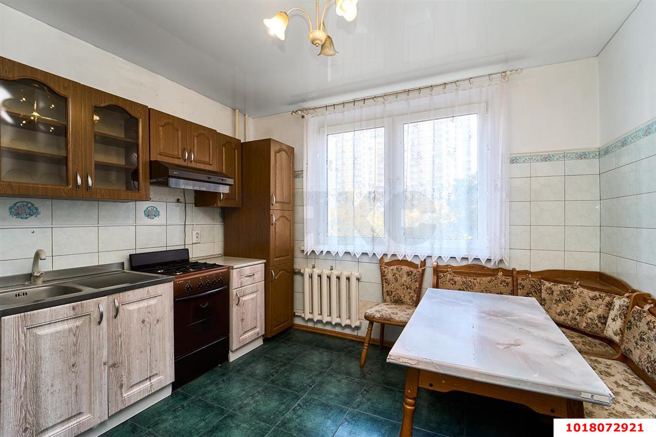 Фото №4: 3-комнатная квартира 78&nbsp;м², 3/10&nbsp;эт. - Краснодар, Прикубанский внутригородской округ, мкр. Восточно-Кругликовский, ул. имени 40-летия Победы, 93