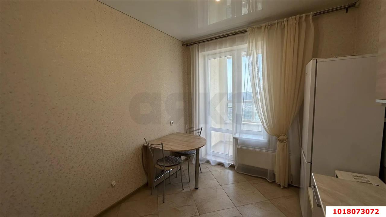 Фото №3: 1-комнатная квартира 42&nbsp;м², 16/21&nbsp;эт. - Краснодар, Карасунский внутригородской округ, Пашковский, мкр. жилой комплекс Империал, ул. Бородинская, 137к1