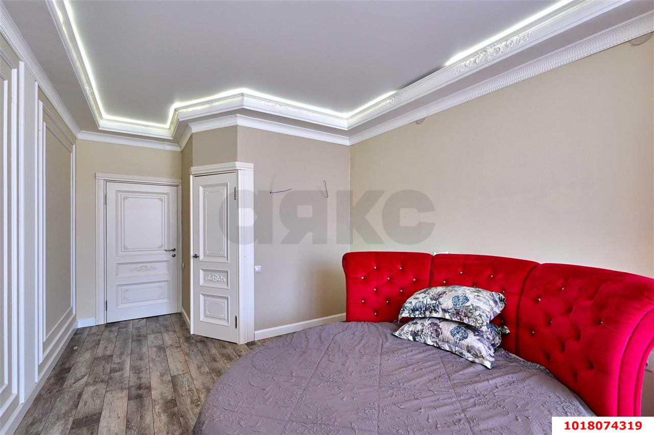 Фото №9: 3-комнатная квартира 104&nbsp;м², 2/3&nbsp;эт. - Краснодар, Прикубанский внутригородской округ, мкр. Фестивальный, ул. Сергея Михалёва, 2Б
