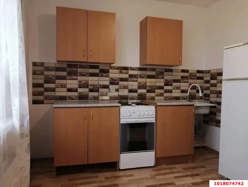 Фото №2: 2-комнатная квартира 64&nbsp;м², 14/16&nbsp;эт. - Краснодар, Прикубанский внутригородской округ, мкр. Восточно-Кругликовский, ул. Восточно-Кругликовская, 48/1