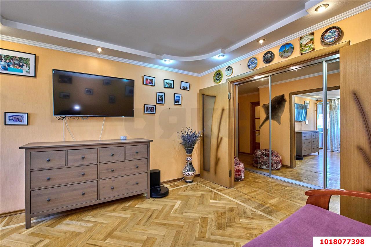 Фото №2: 3-комнатная квартира 64&nbsp;м², 8/9&nbsp;эт. - Краснодар, Прикубанский внутригородской округ, мкр. 40 лет Победы, ул. имени 40-летия Победы, 146/6к2
