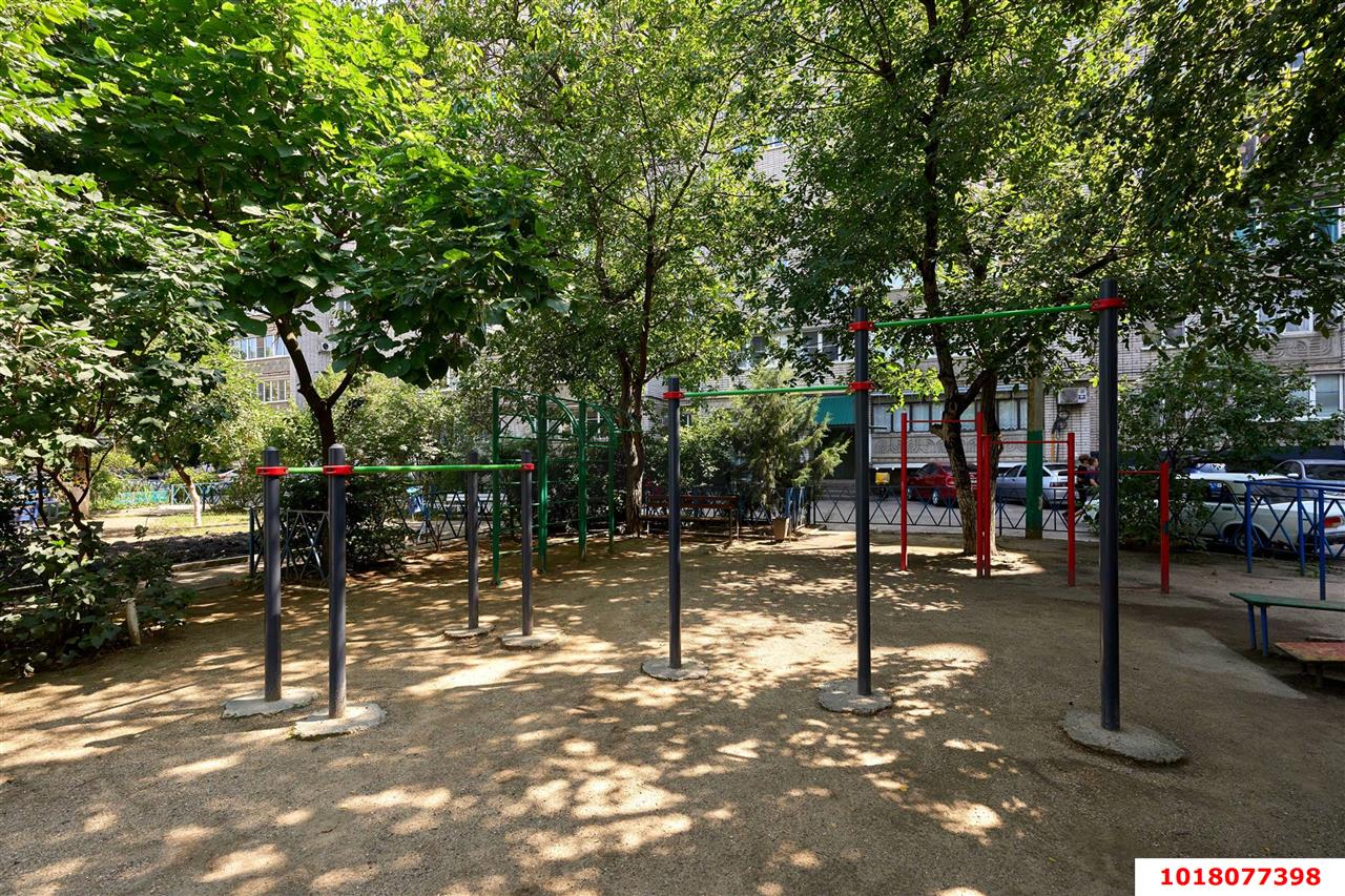Фото №19: 3-комнатная квартира 64&nbsp;м², 8/9&nbsp;эт. - Краснодар, Прикубанский внутригородской округ, мкр. 40 лет Победы, ул. имени 40-летия Победы, 146/6к2
