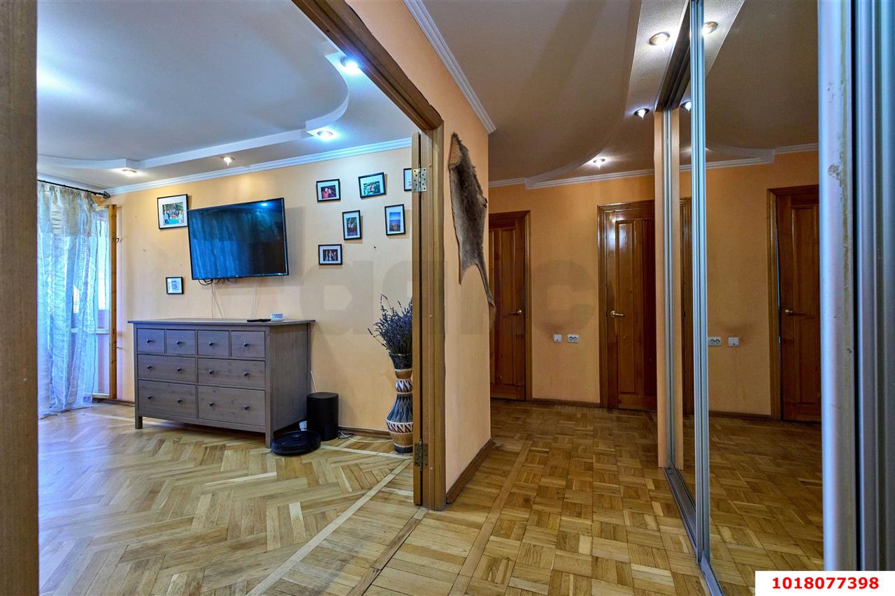 Фото №4: 3-комнатная квартира 64&nbsp;м², 8/9&nbsp;эт. - Краснодар, Прикубанский внутригородской округ, мкр. 40 лет Победы, ул. имени 40-летия Победы, 146/6к2