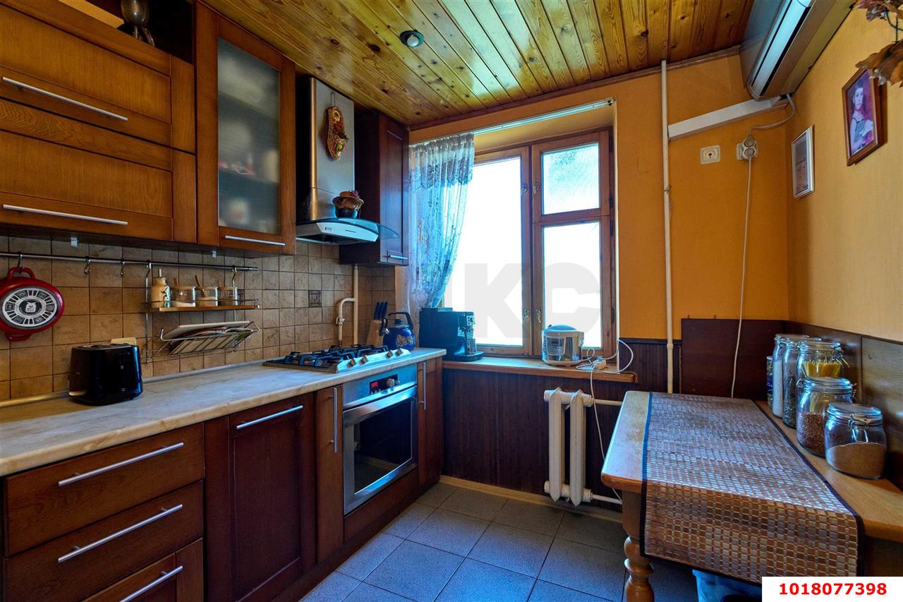 Фото №8: 3-комнатная квартира 64&nbsp;м², 8/9&nbsp;эт. - Краснодар, Прикубанский внутригородской округ, мкр. 40 лет Победы, ул. имени 40-летия Победы, 146/6к2