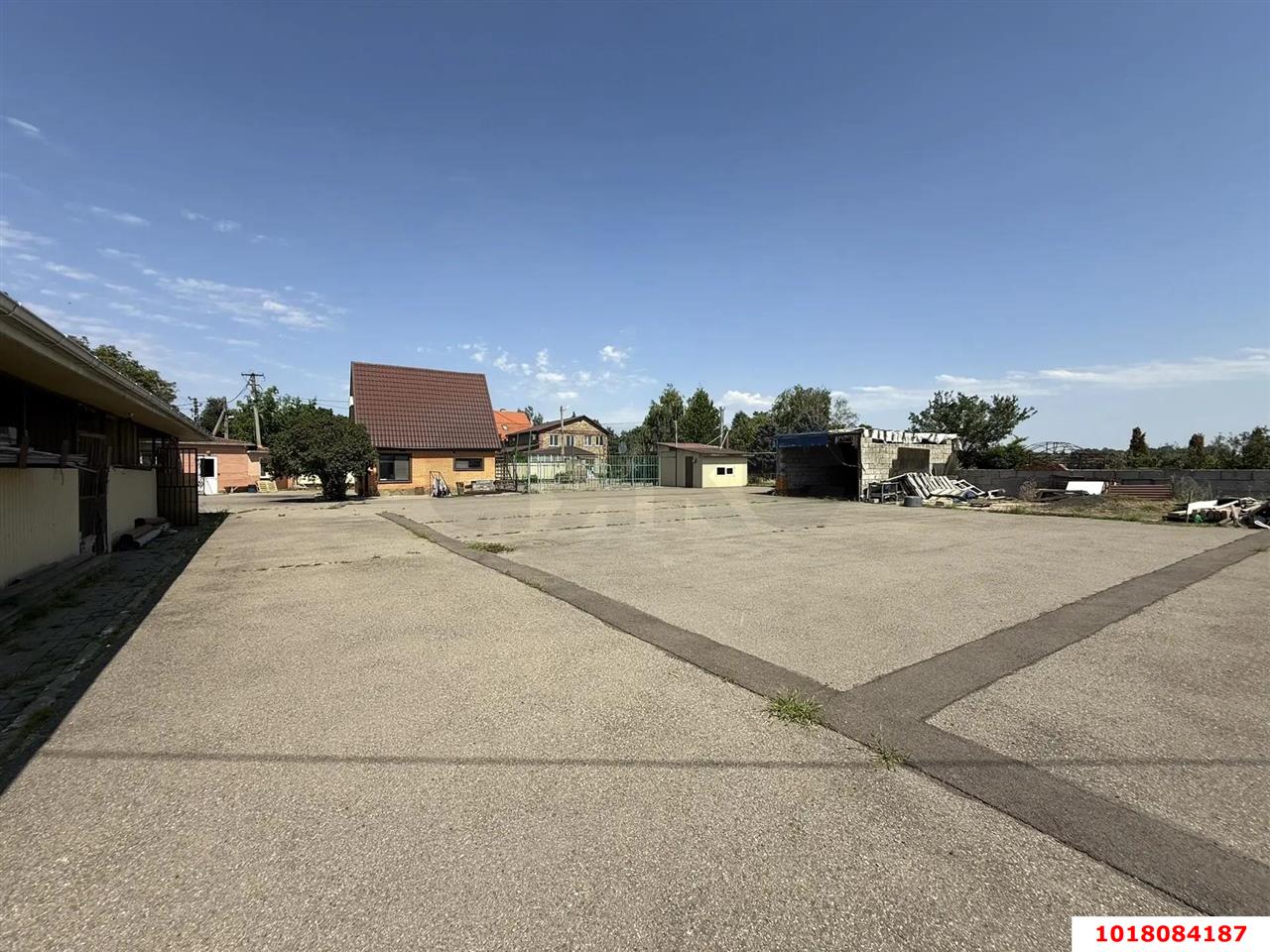 Фото №11: Дом 110&nbsp;м² + 70&nbsp;сот., 2&nbsp;эт. - Лотос, мкр. Прикубанский внутригородской округ, ул. Тенистая, 469