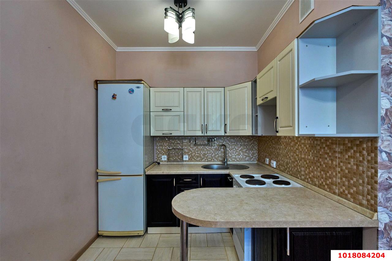 Фото №3: 1-комнатная квартира 49&nbsp;м², 14/18&nbsp;эт. - Краснодар, Прикубанский внутригородской округ, мкр. ЖК Бауинвест, ул. имени 40-летия Победы, 184к1