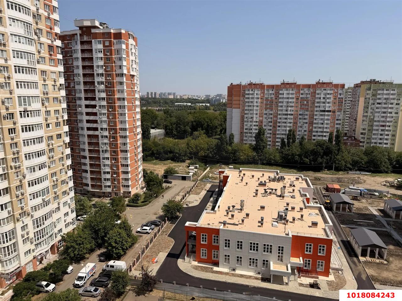 Фото №10: 2-комнатная квартира 71&nbsp;м², 14/17&nbsp;эт. - Краснодар, Западный внутригородской округ, ЖК Новый Город, мкр. Юбилейный, б-р Клары Лучко, 10