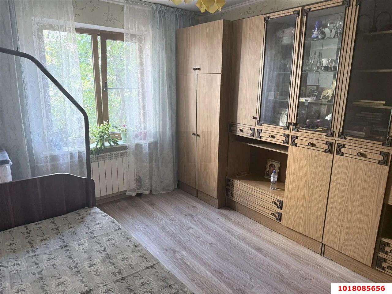 Фото №3: 3-комнатная квартира 82&nbsp;м², 2/10&nbsp;эт. - Краснодар, Западный внутригородской округ, мкр. Юбилейный, ул. Рождественская набережная, 33