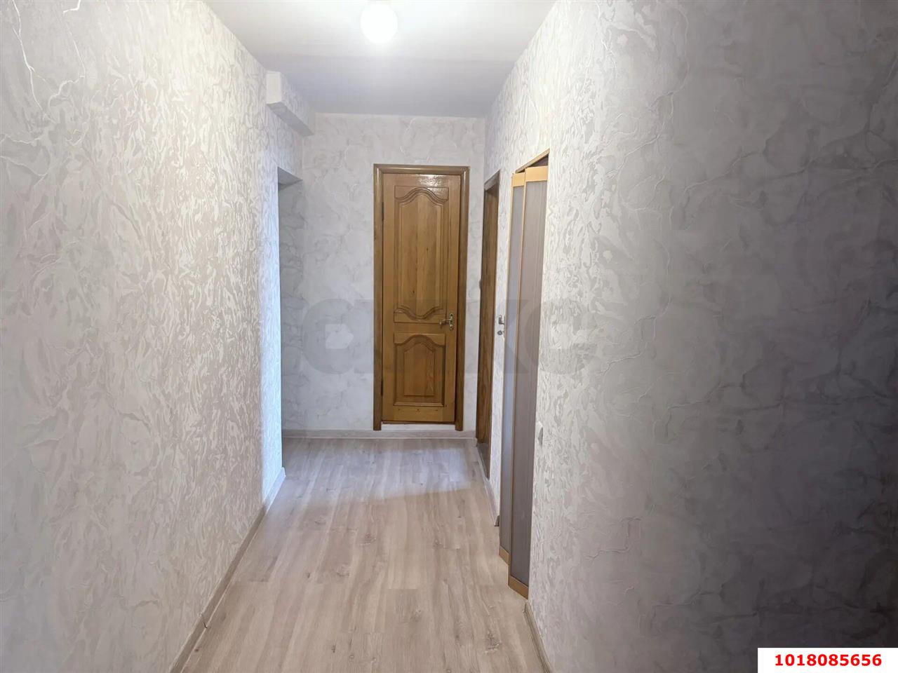Фото №8: 3-комнатная квартира 82&nbsp;м², 2/10&nbsp;эт. - Краснодар, Западный внутригородской округ, мкр. Юбилейный, ул. Рождественская набережная, 33