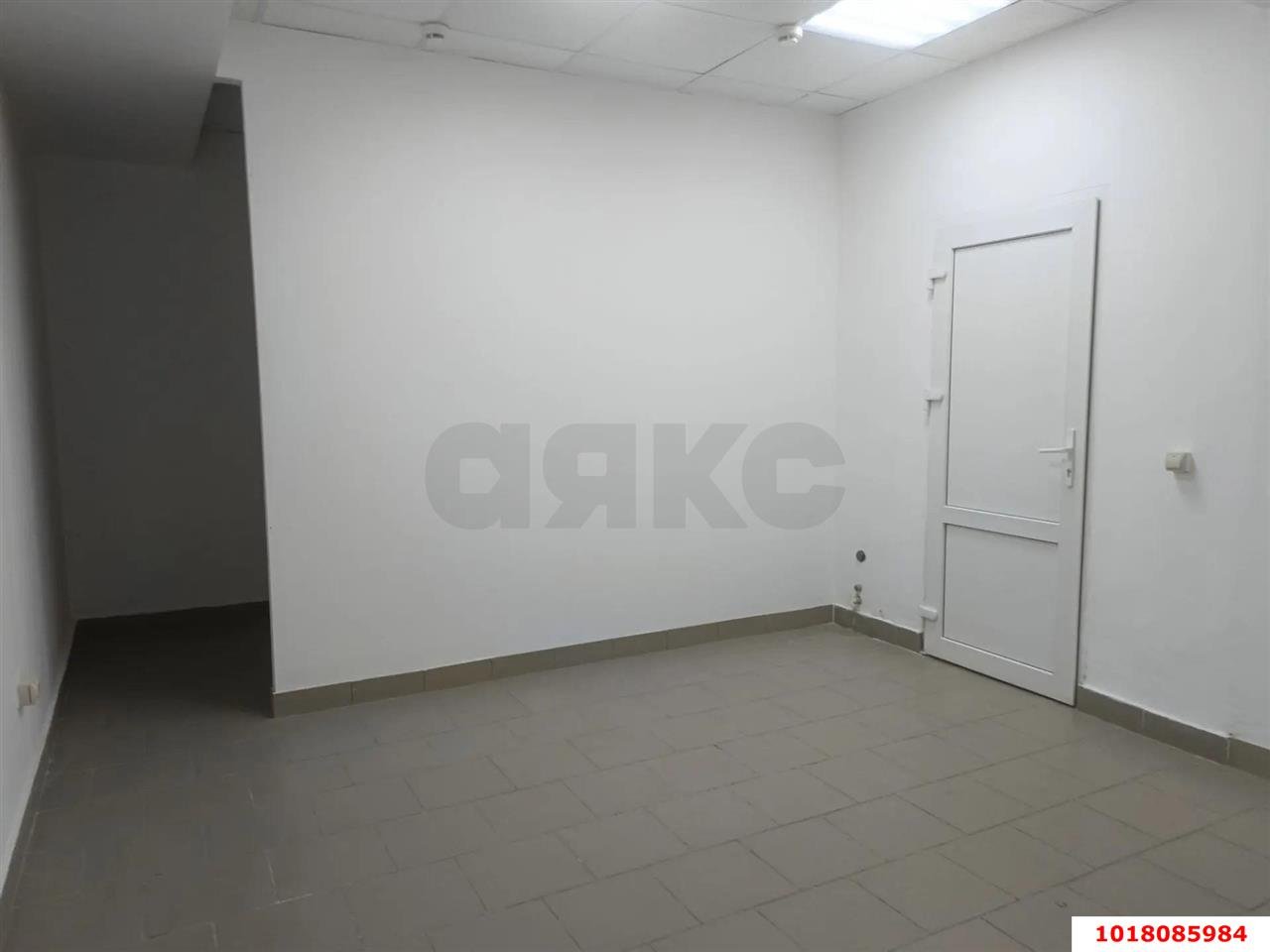 Фото №2: Торговое помещение 31&nbsp;м², 17&nbsp;эт. - Краснодар, Прикубанский внутригородской округ, ЖК Валентина, мкр. 9-й километр, ул. Можайского, 55