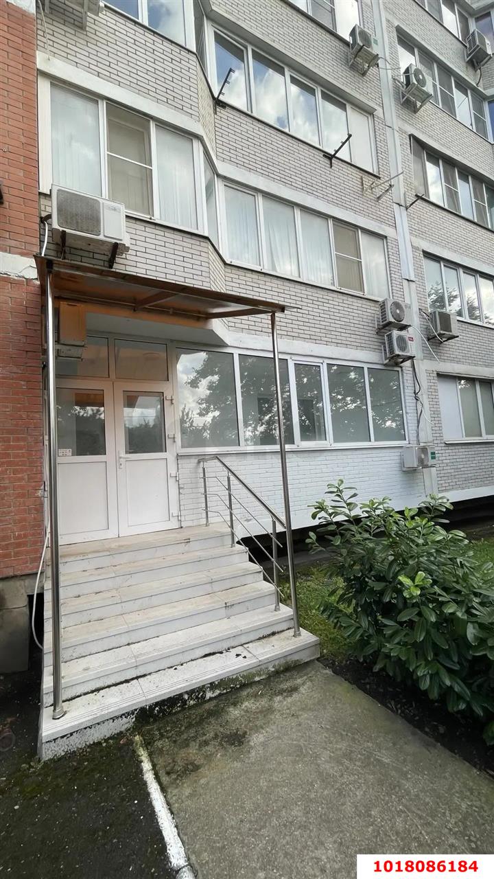 Фото №1: Студия 84&nbsp;м², 1/16&nbsp;эт. - Краснодар, Западный внутригородской округ, мкр. Кожзавод, ул. Минская, 122/2