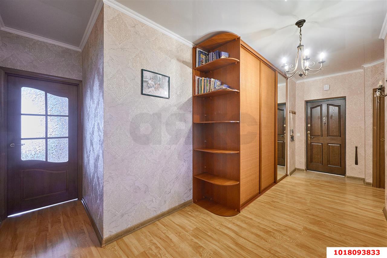 Фото №10: 3-комнатная квартира 93&nbsp;м², 6/18&nbsp;эт. - Краснодар, Центральный внутригородской округ, Черёмушки, мкр. ЖК Черёмушки, ул. Кубанская, 47