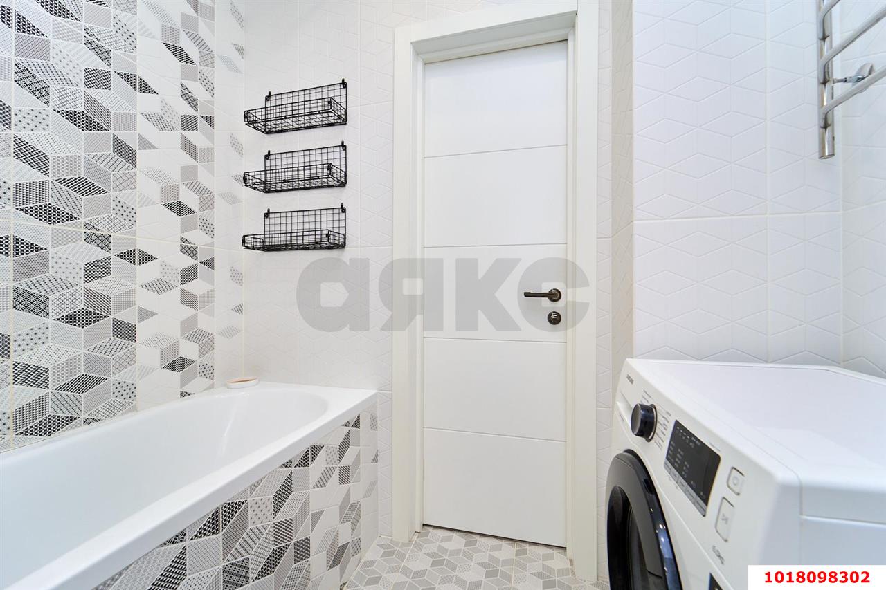 Фото №12: 1-комнатная квартира 40&nbsp;м², 18/19&nbsp;эт. - Краснодар, Прикубанский внутригородской округ, имени Петра Метальникова, мкр. ЖК Победный, ул. Евгении Жигуленко, 13