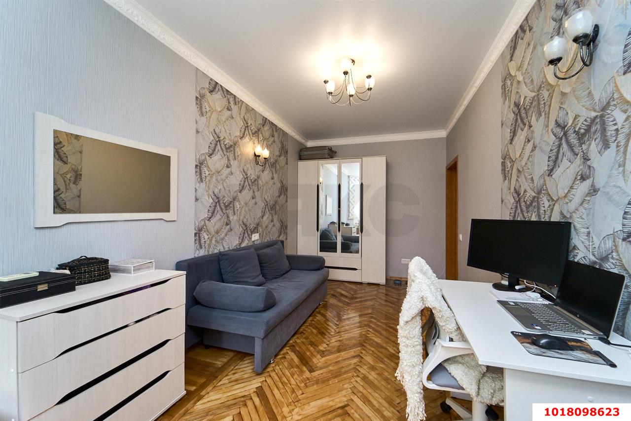 Фото №6: 3-комнатная квартира 70&nbsp;м², 2/3&nbsp;эт. - Краснодар, Карасунский внутригородской округ, ж/м Пашковский, ул. Кутовая, 6