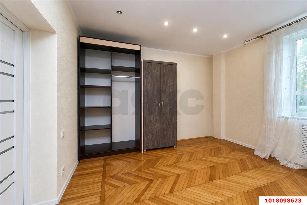 Фото №7: 3-комнатная квартира 70&nbsp;м², 2/3&nbsp;эт. - Краснодар, Карасунский внутригородской округ, ж/м Пашковский, ул. Кутовая, 6