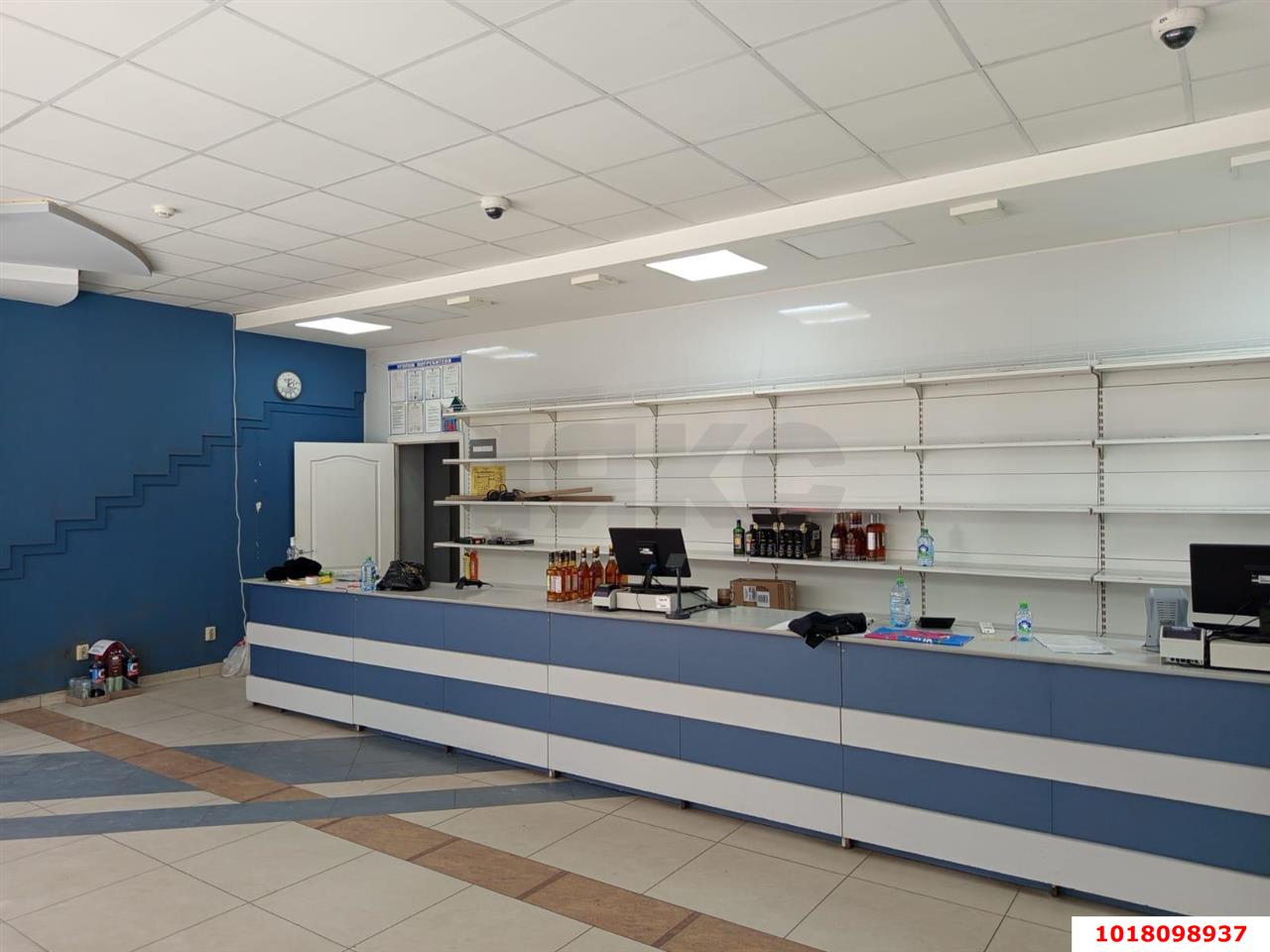 Фото №4: Торговое помещение 308&nbsp;м², 1/3&nbsp;эт. - Краснодар, Центральный внутригородской округ, мкр. Центральный, ул. Красноармейская, 62