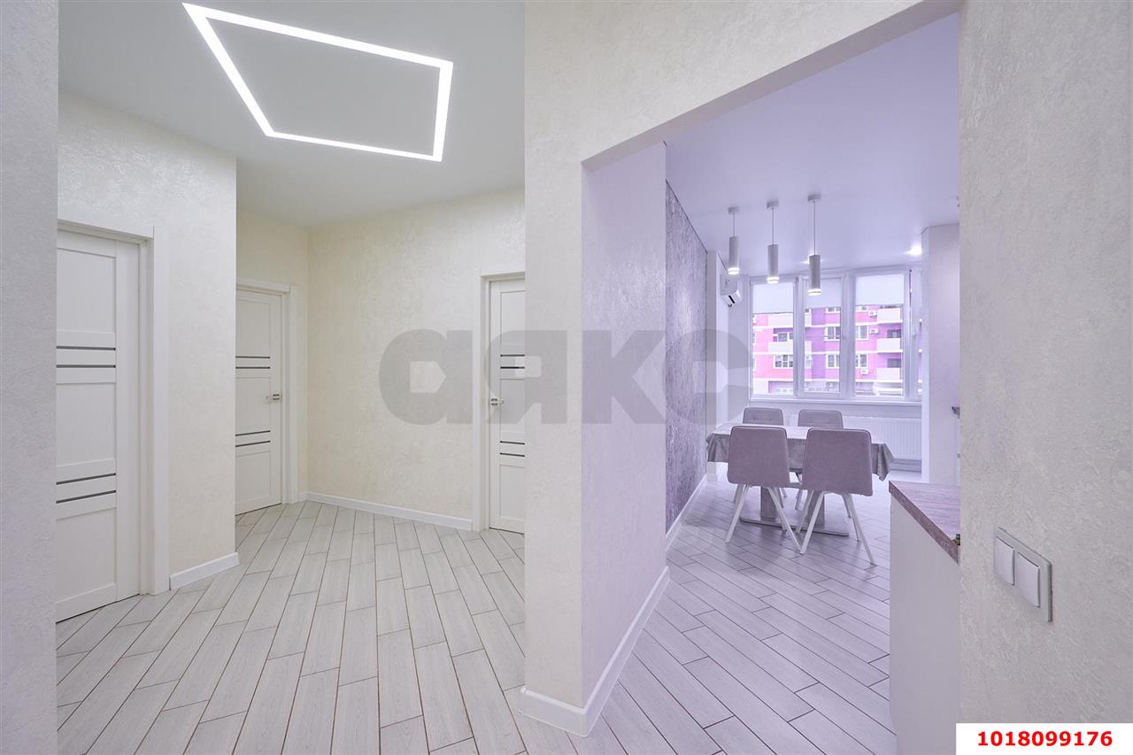 Фото №11: 3-комнатная квартира 80&nbsp;м², 2/19&nbsp;эт. - Краснодар, Прикубанский внутригородской округ, Молодёжный, мкр. жилой комплекс Абрикос, ул. 5-я Дорожная, 68к2