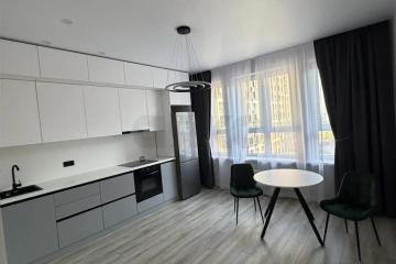 Фото №1: 1-комнатная квартира 44&nbsp;м², 6/18&nbsp;эт. - Краснодар, мкр. культурный квартал Эрмитаж, ул. им. Мурата Ахеджака, 20