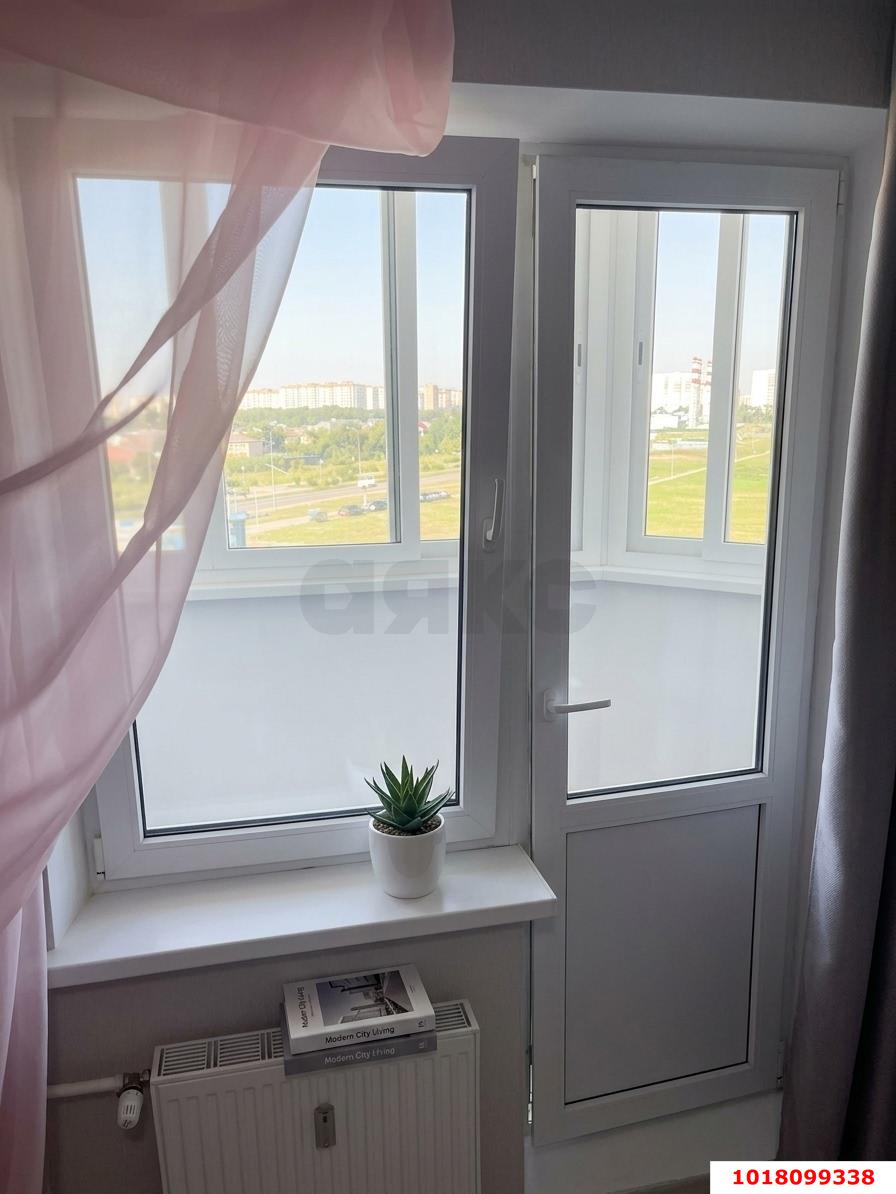Фото №2: 1-комнатная квартира 40&nbsp;м², 4/16&nbsp;эт. - Краснодар, Прикубанский внутригородской округ, Восточный, мкр. жилой комплекс Квартал № 6, ул. имени Героя Советского Союза Николая Воробьёва, 5