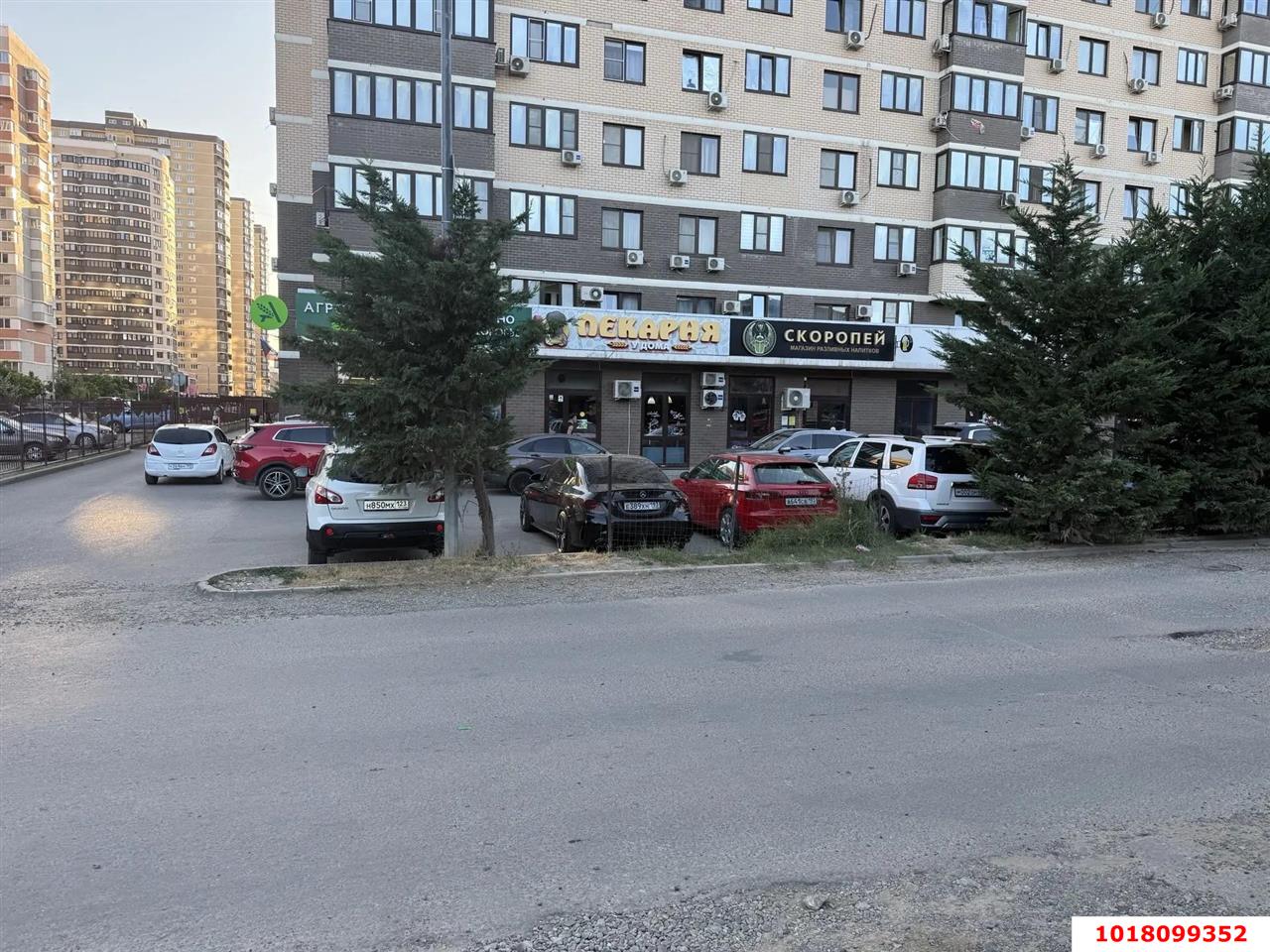 Фото №13: Торговое помещение 185&nbsp;м², 1/3&nbsp;эт. - Краснодар, Прикубанский внутригородской округ, Калинино, мкр. имени Петра Метальникова, ул. Евгении Жигуленко, 30к1