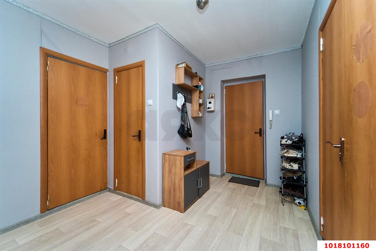 Фото №11: 2-комнатная квартира 57&nbsp;м², 13/14&nbsp;эт. - Краснодар, Западный внутригородской округ, мкр. Юбилейный, пр-кт Чекистов, 1