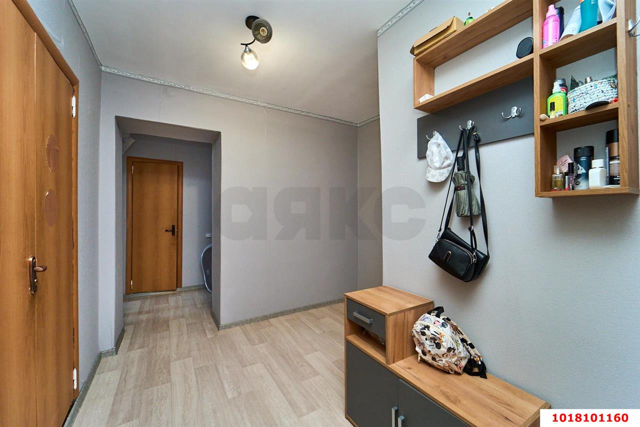 Фото №10: 2-комнатная квартира 57&nbsp;м², 13/14&nbsp;эт. - Краснодар, Западный внутригородской округ, мкр. Юбилейный, пр-кт Чекистов, 1