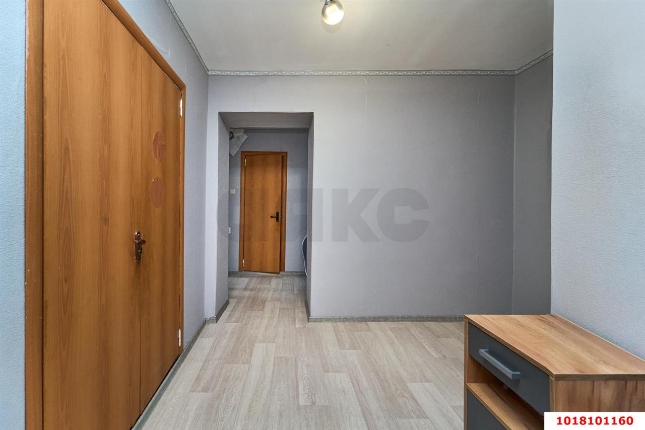 Фото №12: 2-комнатная квартира 57&nbsp;м², 13/14&nbsp;эт. - Краснодар, Западный внутригородской округ, мкр. Юбилейный, пр-кт Чекистов, 1
