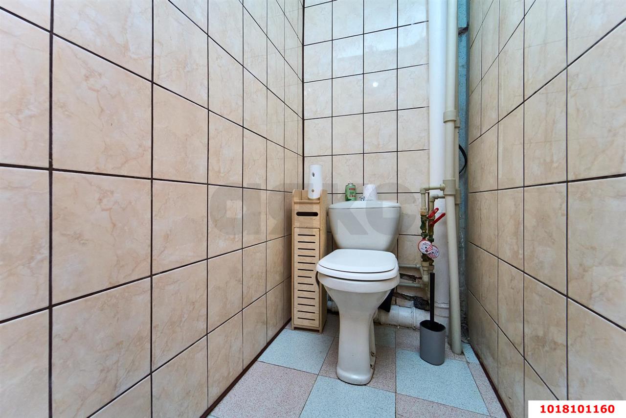 Фото №16: 2-комнатная квартира 57&nbsp;м², 13/14&nbsp;эт. - Краснодар, Западный внутригородской округ, мкр. Юбилейный, пр-кт Чекистов, 1