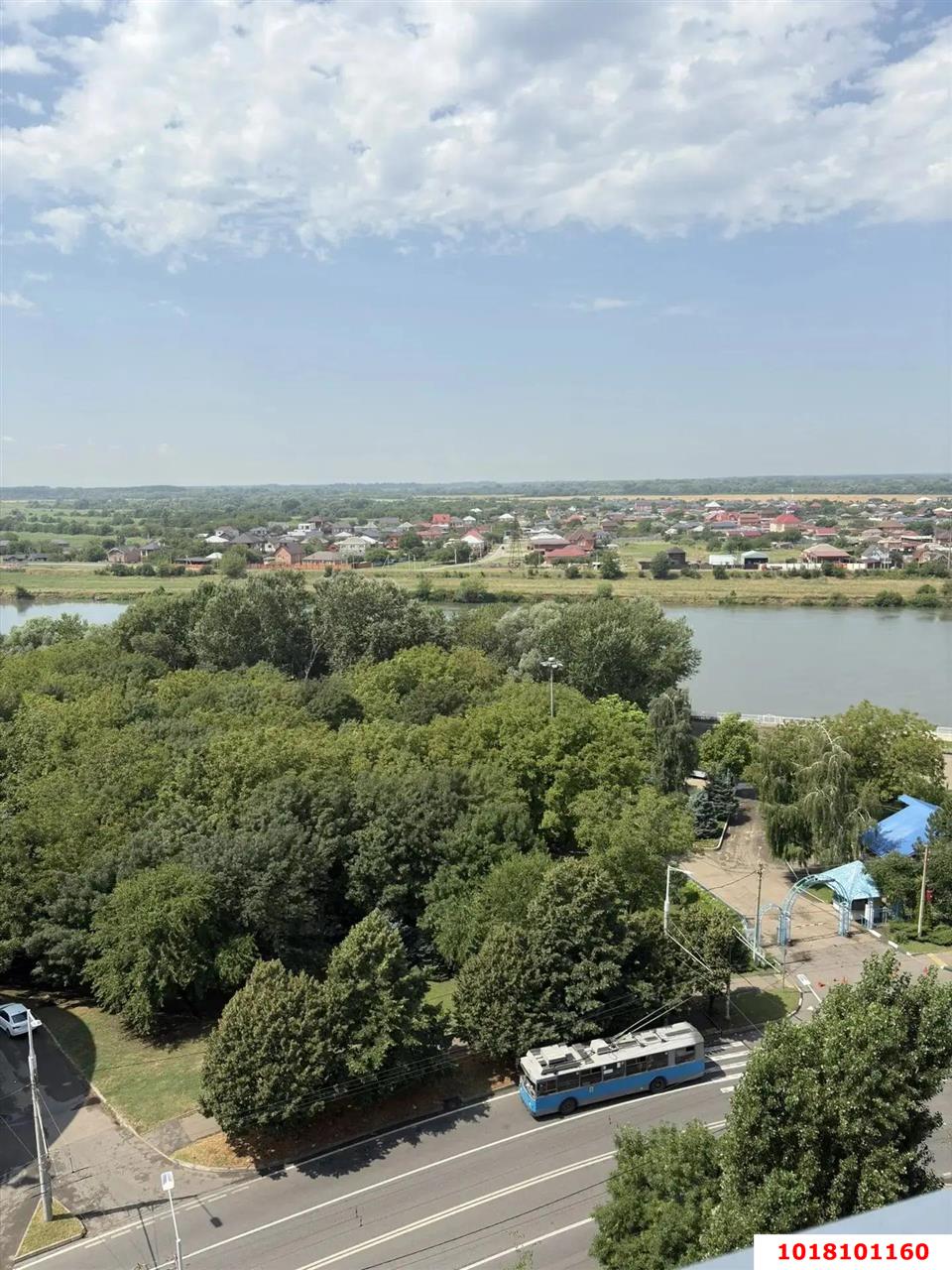 Фото №21: 2-комнатная квартира 57&nbsp;м², 13/14&nbsp;эт. - Краснодар, Западный внутригородской округ, мкр. Юбилейный, пр-кт Чекистов, 1