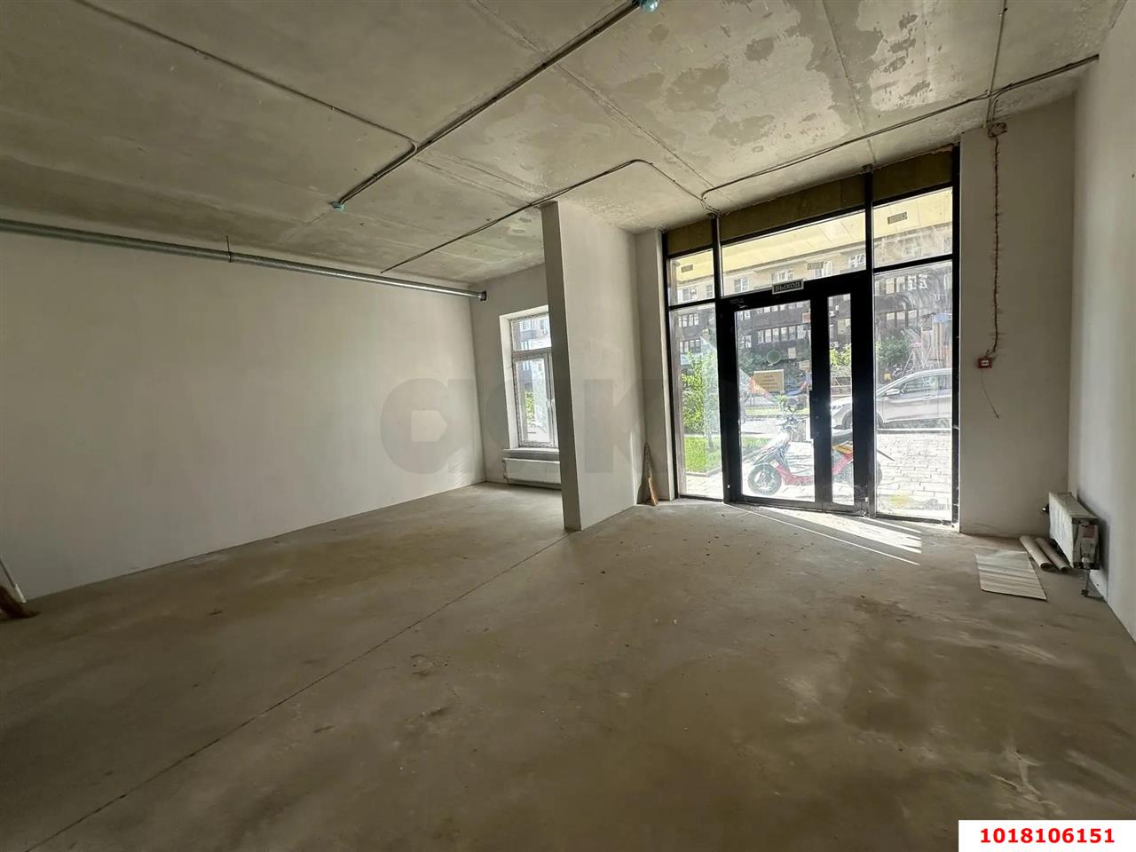 Фото №3: Торговое помещение 46&nbsp;м², 1/16&nbsp;эт. - Краснодар, Прикубанский внутригородской округ, мкр. жилой комплекс Ракурс, ул. имени Героя Ростовского, 8